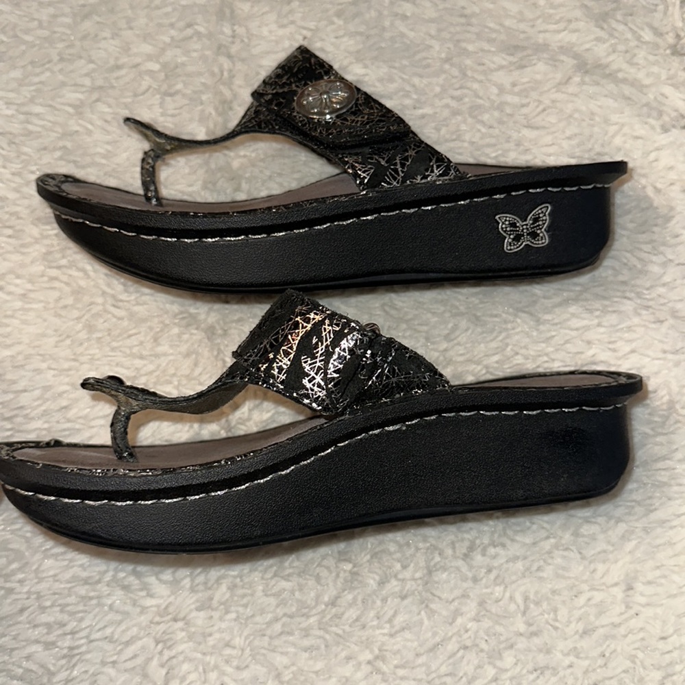 Alegria Carina 223 Black Silver Sandals Rocker Bottom Size 35 Adjustable Strap - Picture 4 of 8